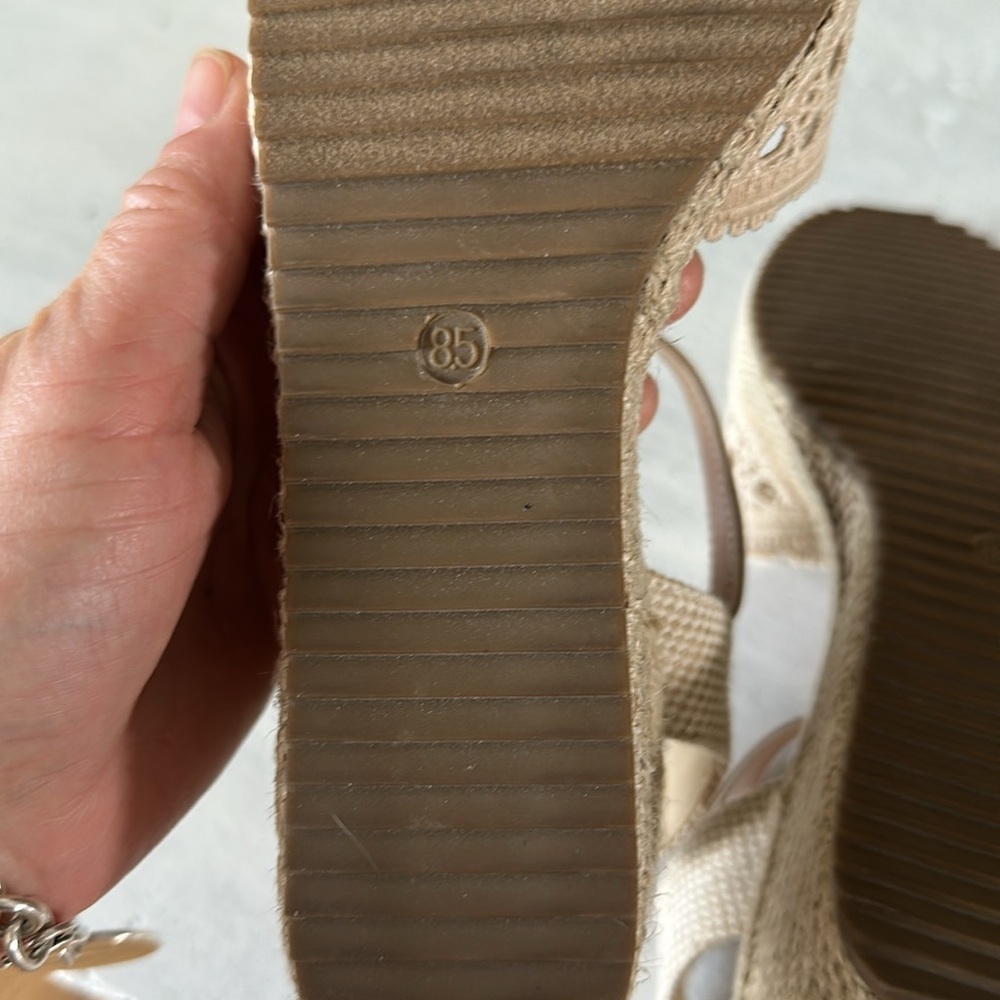 Anne Klein Women’s Zida Woven Espadrille Wedge Sandal 8.5 Summer 2” Shoe Neutral - Picture 15 of 16